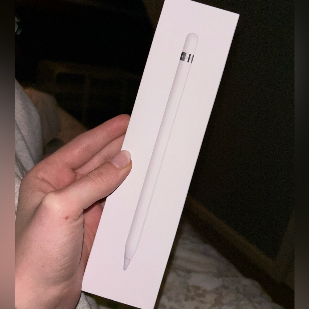 Selling because I bought the wrong apple pencil on accident!